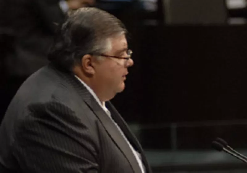 Agustín Carstens, secretario de Hacienda, lamentó la baja recaudación que tiene México. (Foto: NTX)