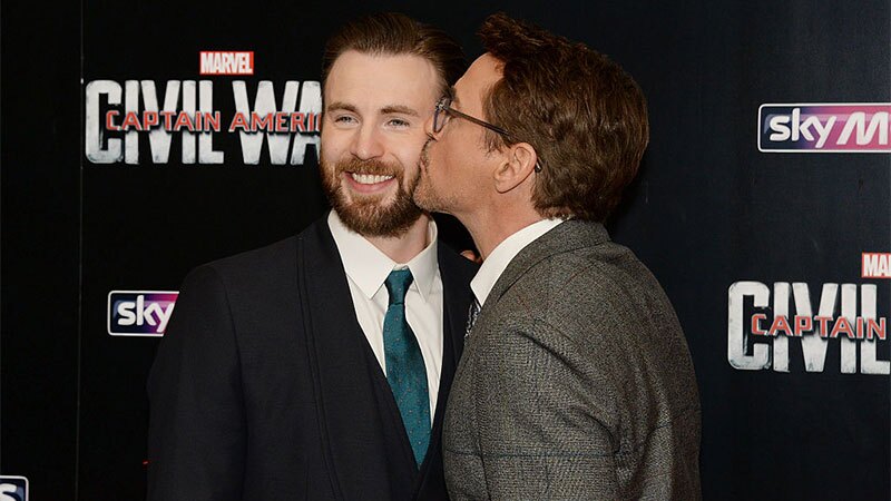 Chris Evans y Robert Downey Jr.