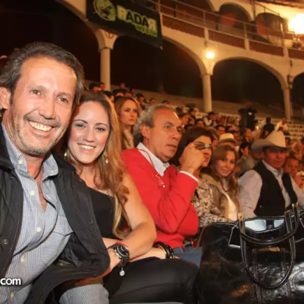 Fernando de la Vega,Lore Moreno,Norverto Nuñez,Mónica García