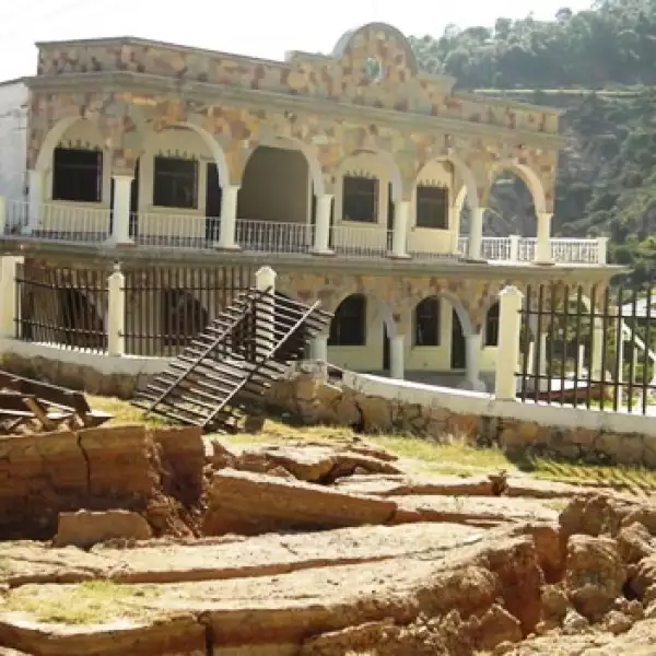 Mitlatongo falla geológica