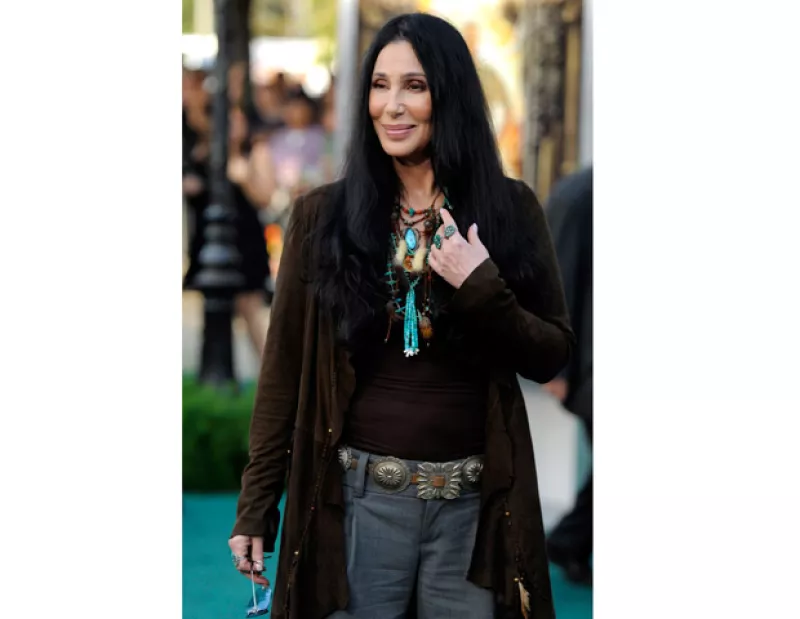 La cantante de 66 años ha revelado que la producción del espectáculo que repasará su vida será en Broadway, Nueva York, y que serán tres las actrices que interpretarán varios momentos de su carrera.