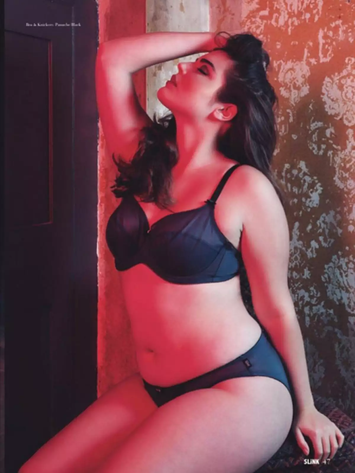 Alessandra es de raíces cubanas y nacida en Los Ángeles.