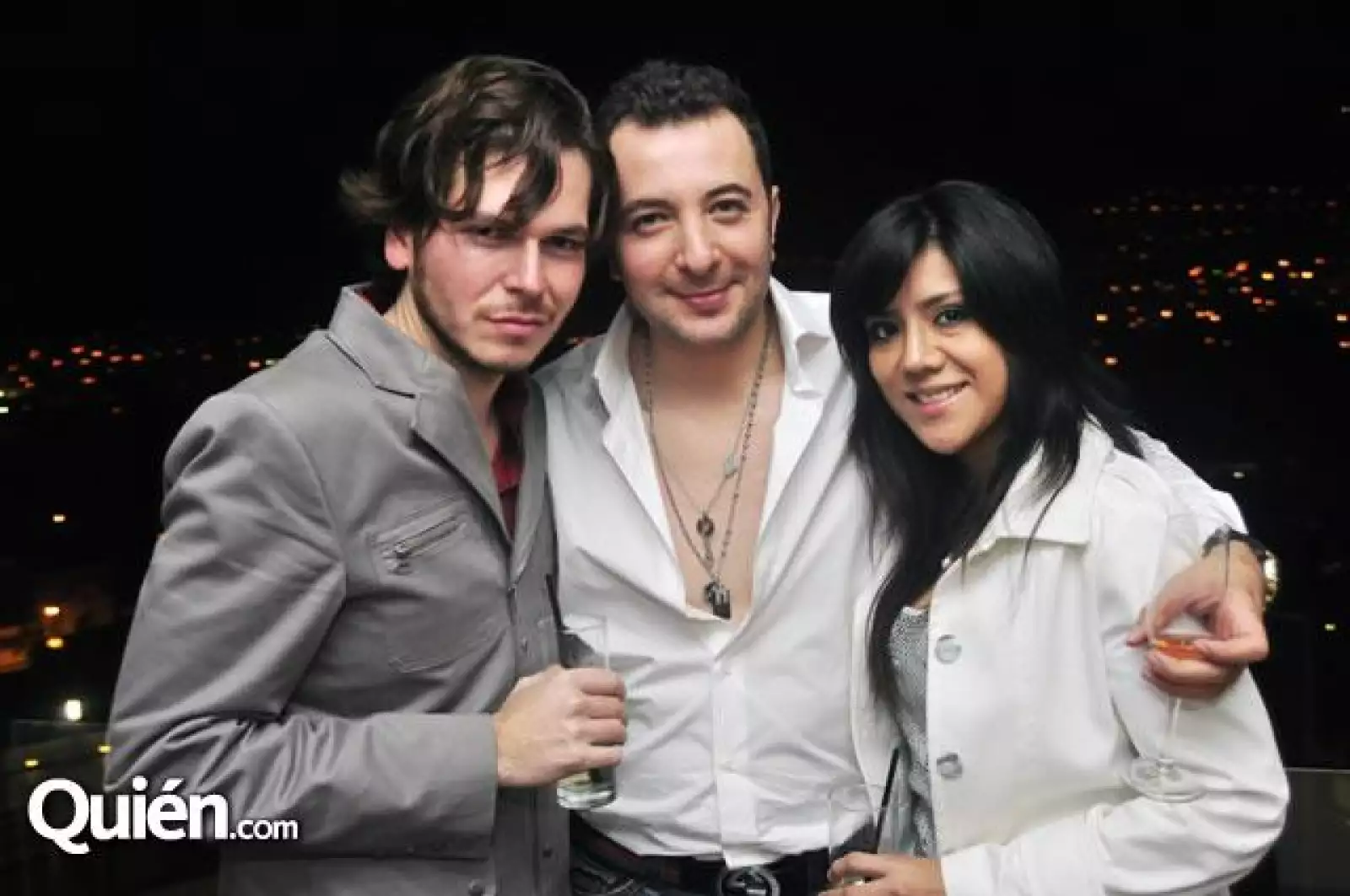 Carlos Montaño,Omar Strada y Gaby Domínguez