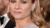 Aunque no cubre toda su oreja, Diane Kruger usa un ear cuff de diamantes que la hace brillar.