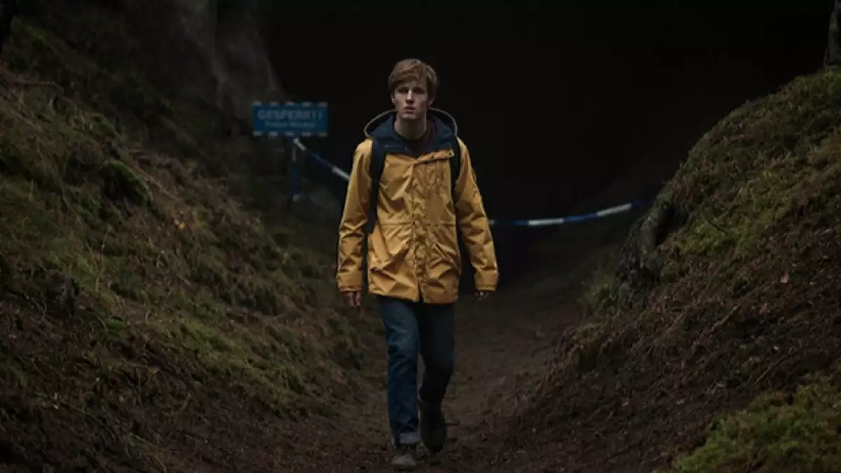 louis-hofmann-dark-netflix