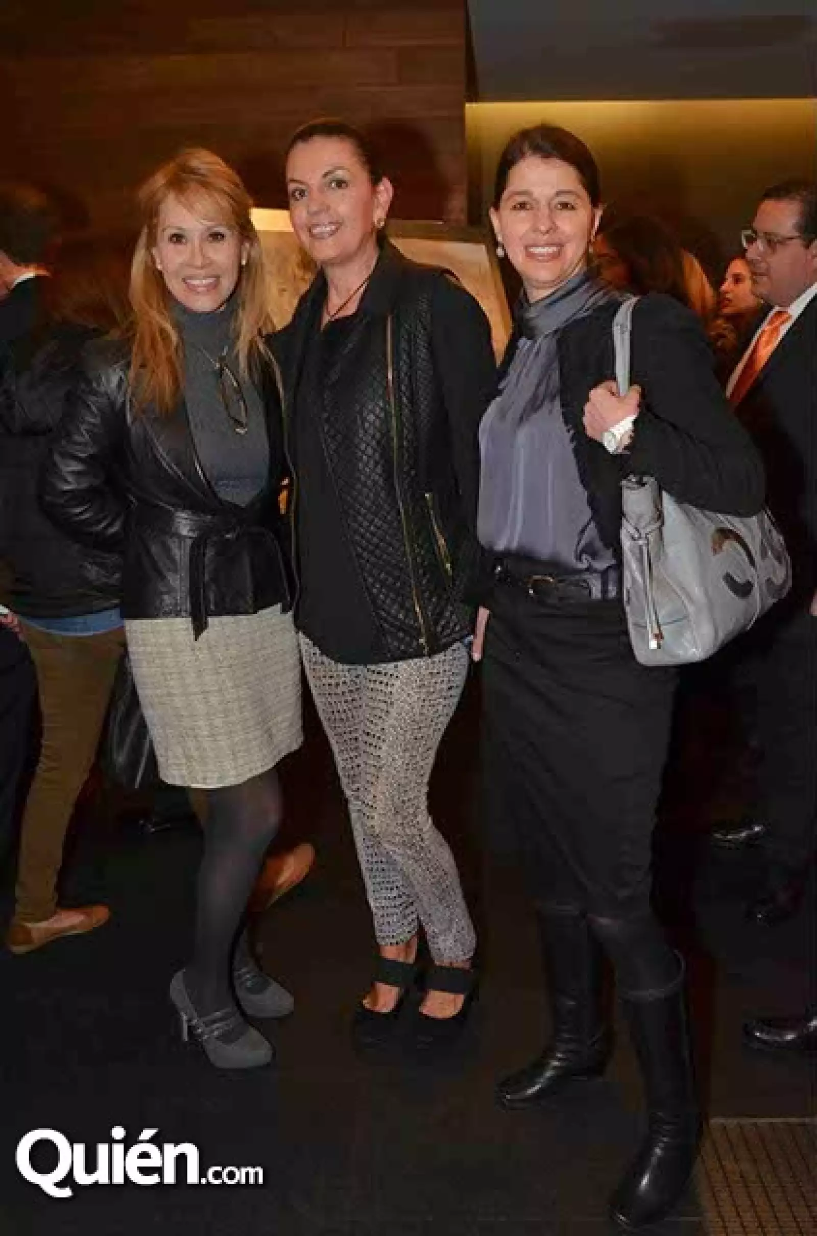 Liz Pérez de Anda,Claudia Sanders y María Fernanda Sanders.