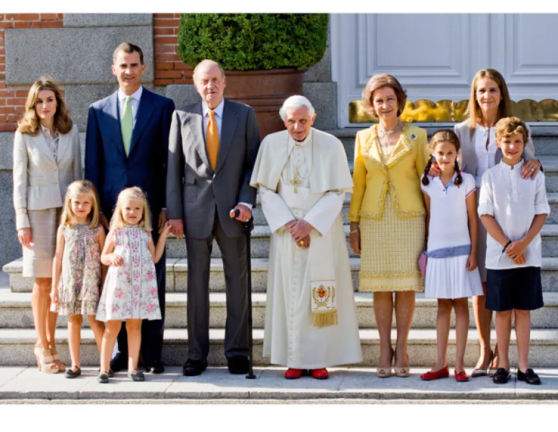 A partir de hoy y hasta el próximo 8 de abril, domingo de ramos, la Casa de los Borbón podrá descansar, según reveló hoy el Palacio de la Zarzuela.