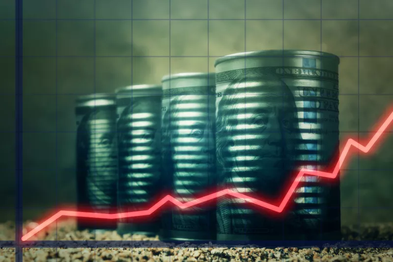 La demanda de petróleo y el recorte de la oferta de Arabia Saudita y Rusia han provocado que su precio ya rebase los 100 dólares por barril.