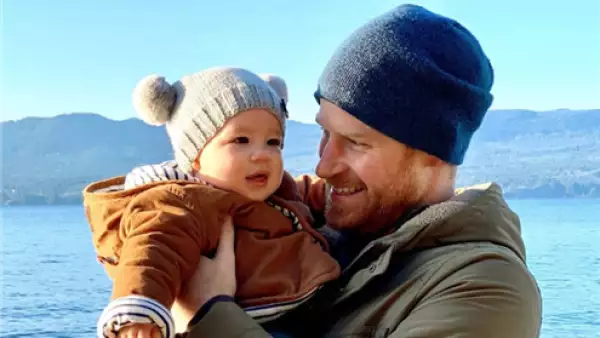 Archie Harrison y príncipe Harry