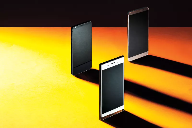 XPA1213_Futuro_Smartphone2 (1).jpg