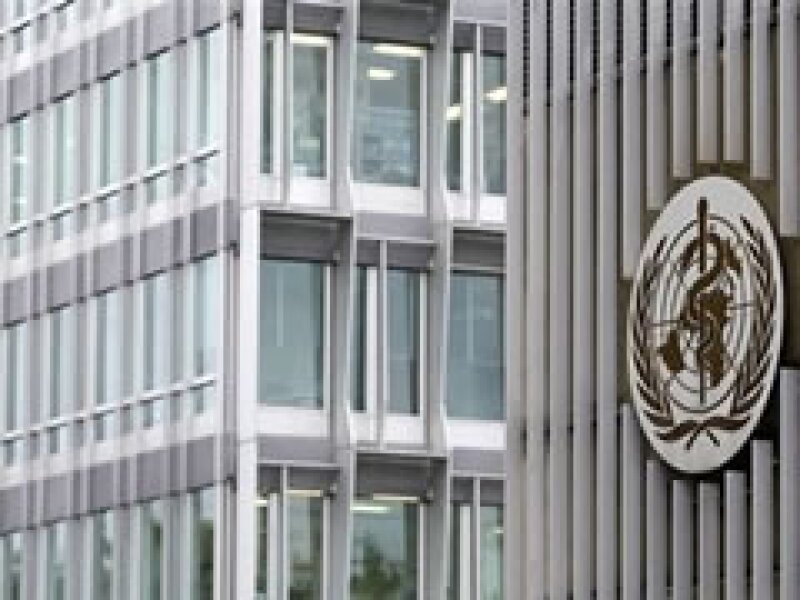 La Organización Mundial de la Salud evalúa la posibilidad de que la epidemia de la gripe porcina se convierte en pandemia. (Foto: AP)