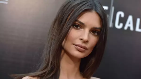 Emily Ratajkowski