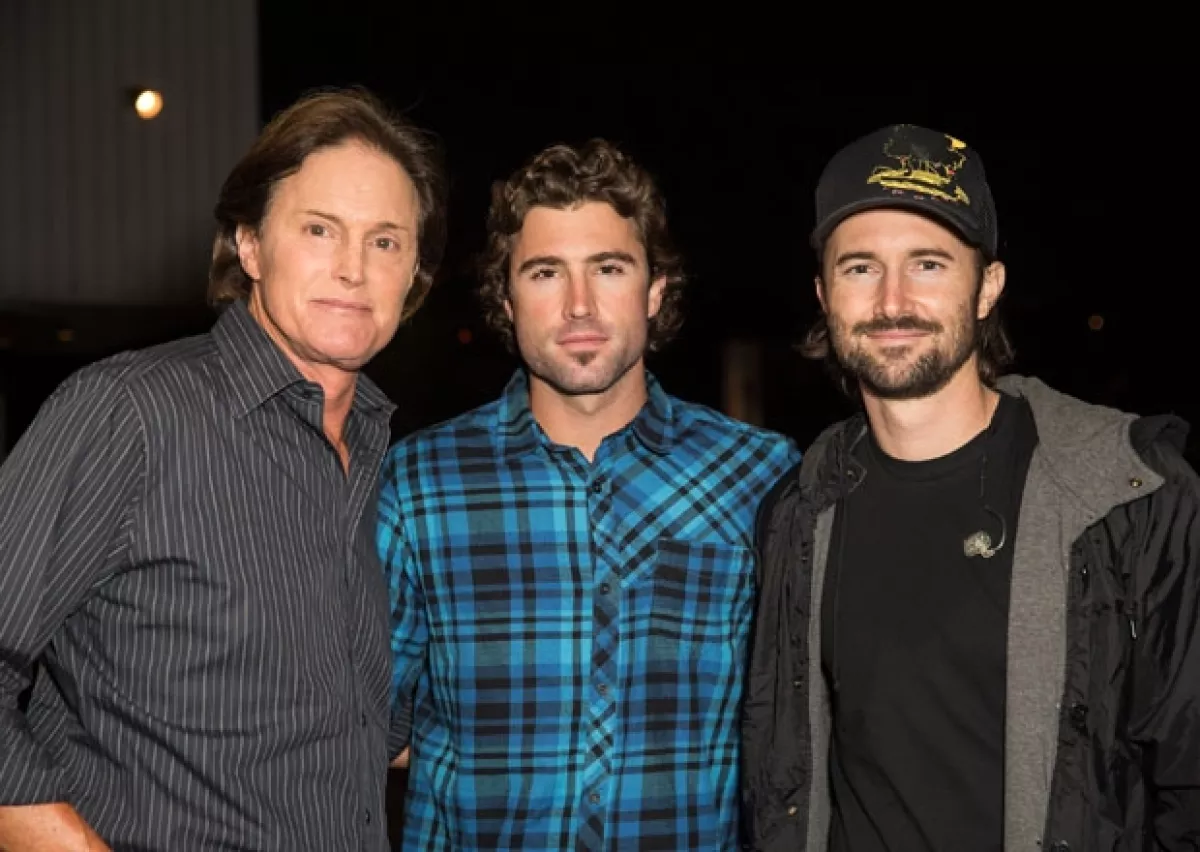 Los hijos de Bruce Jenner parecen ser los únicos beneficiados con el divorcio de su padre y la socialité Kris Jenner.