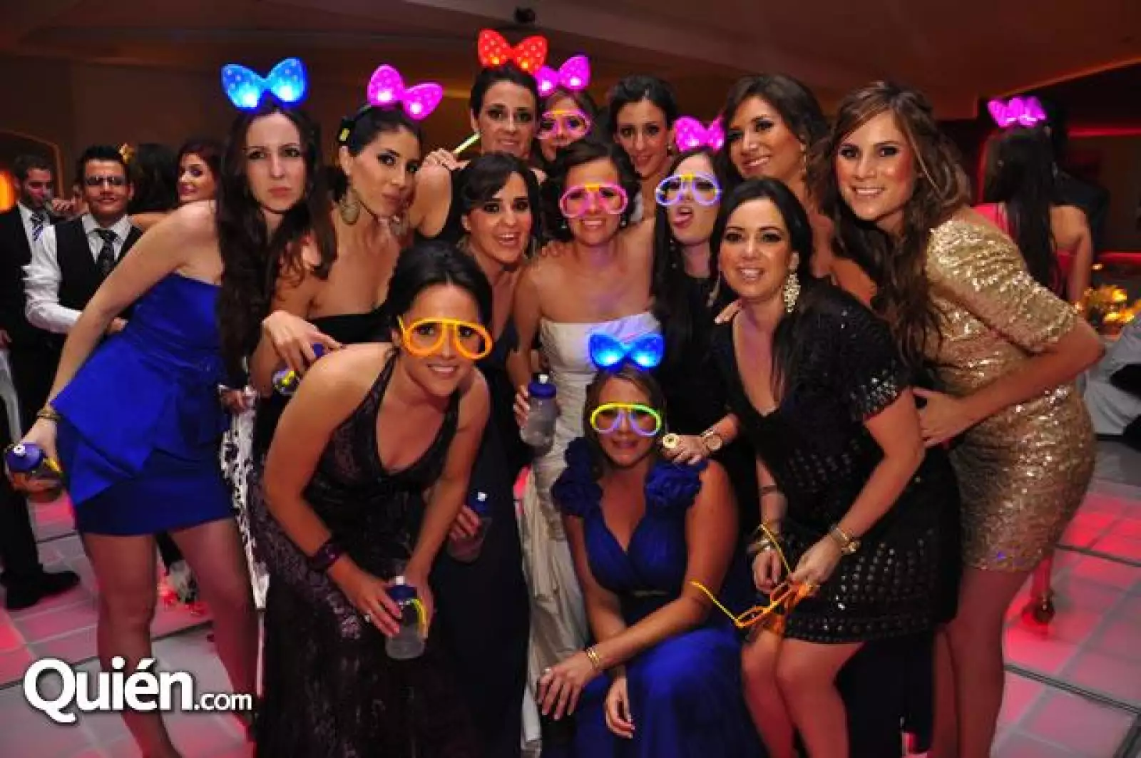 Amigos de los novios.