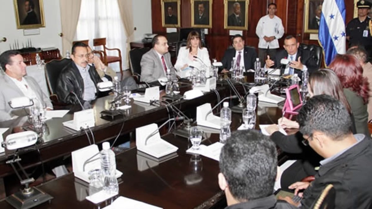 Porfirio Lobo gabinete