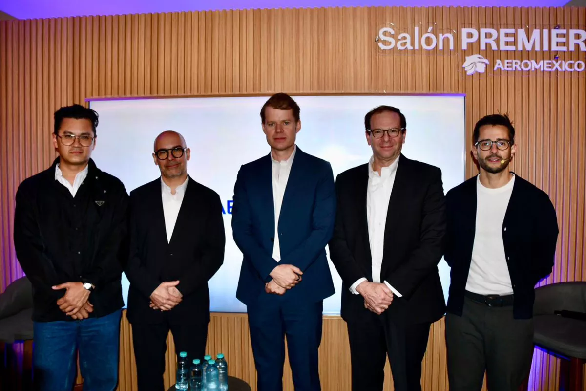 AM SALON PREMIER 001.jpg