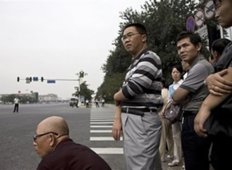 Tarjetas de crédito adquieren popularidad entre jóvenes chinos (Foto: AP)