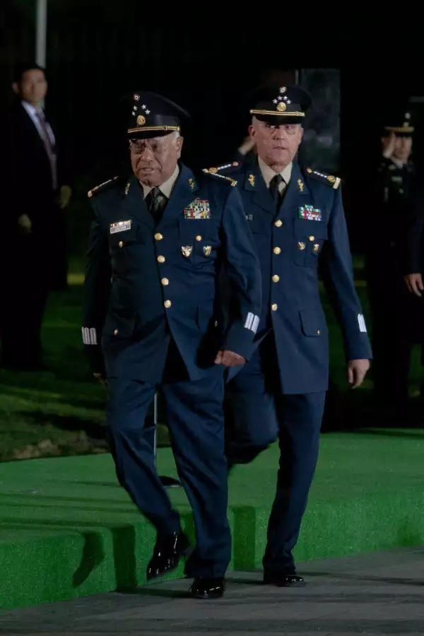 salvador-cienfuegos-guillermo-galván