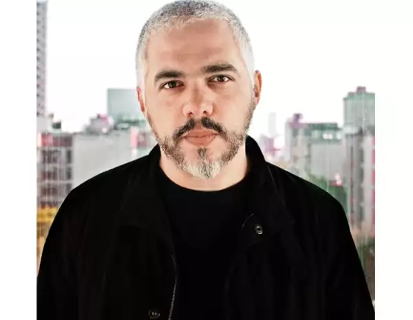 Héctor Esrawe.