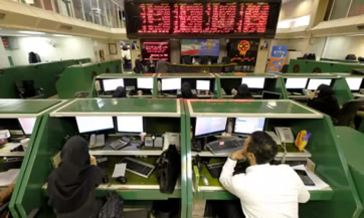 Los mercados accionarios reaccionan a la caída de los precios del oro negro. (Foto: Reuters)
