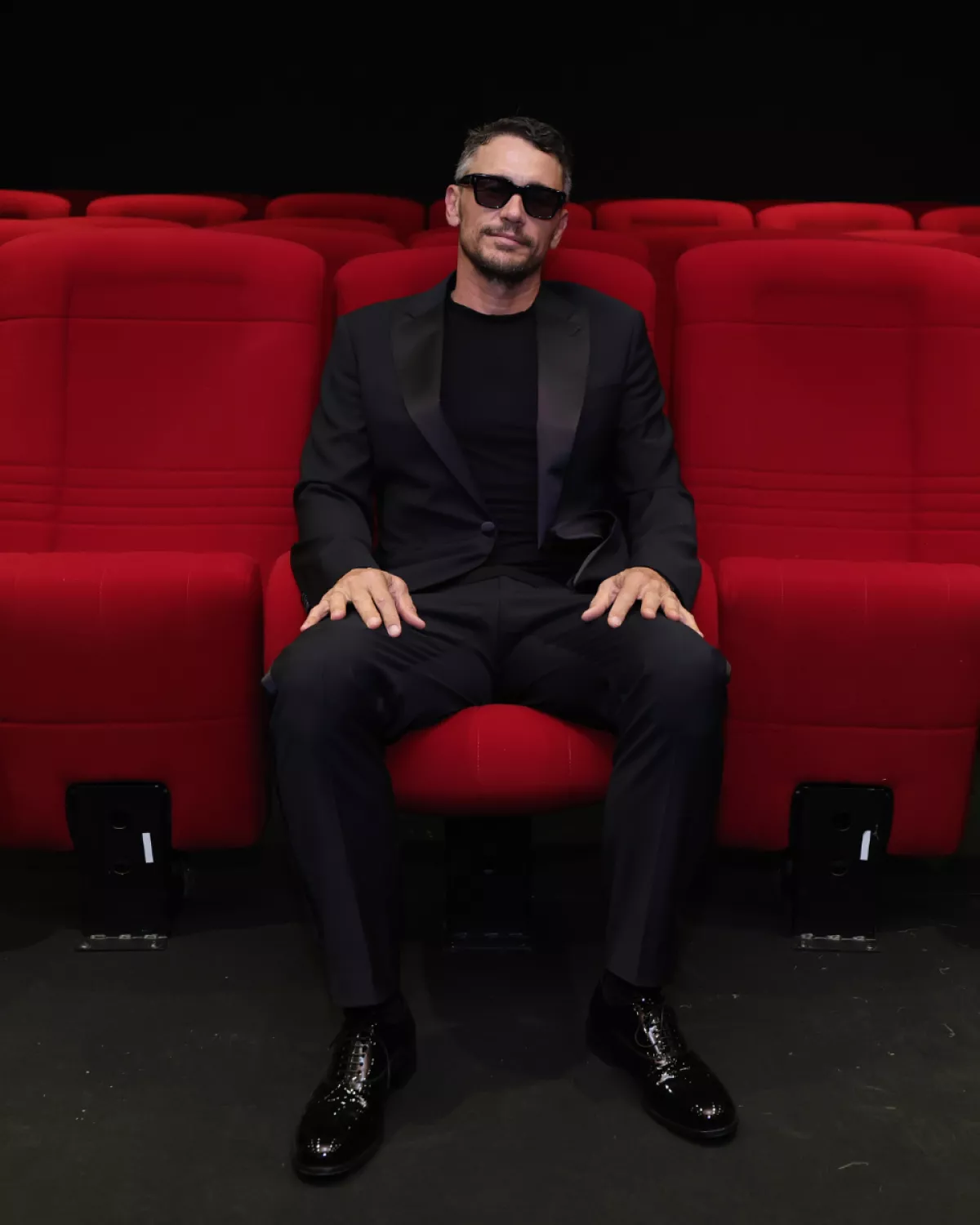 James Franco provoca burlas y escepticismo con video que muestra un supuesto extraterrestre