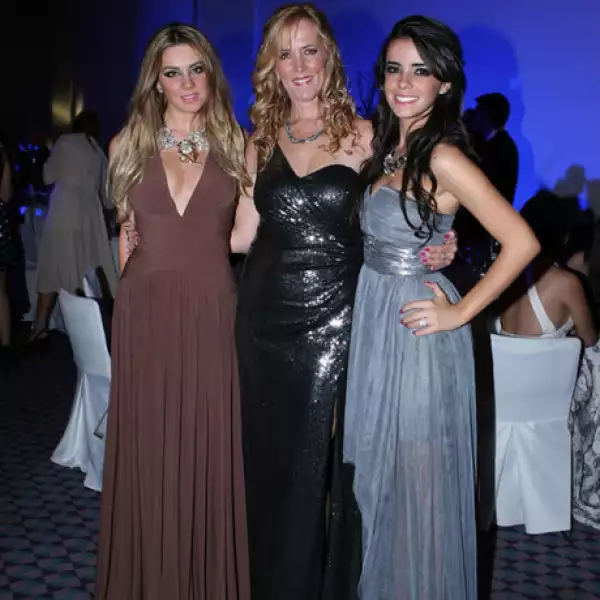 Kristel Fabre, Gini Pepping y Andrea Iza Pepping