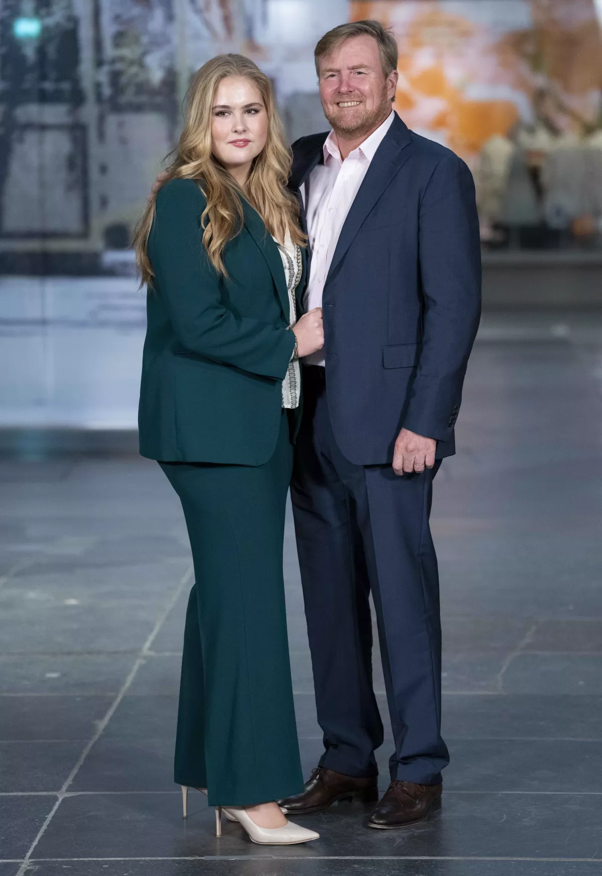 Princesa Catalina Amalia y rey Guillermo Alejandro