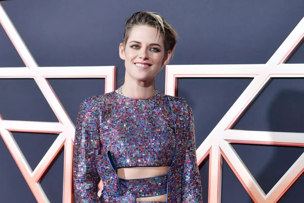 Premiere Of Columbia Pictures' "Charlie's Angels" - Red Carpet