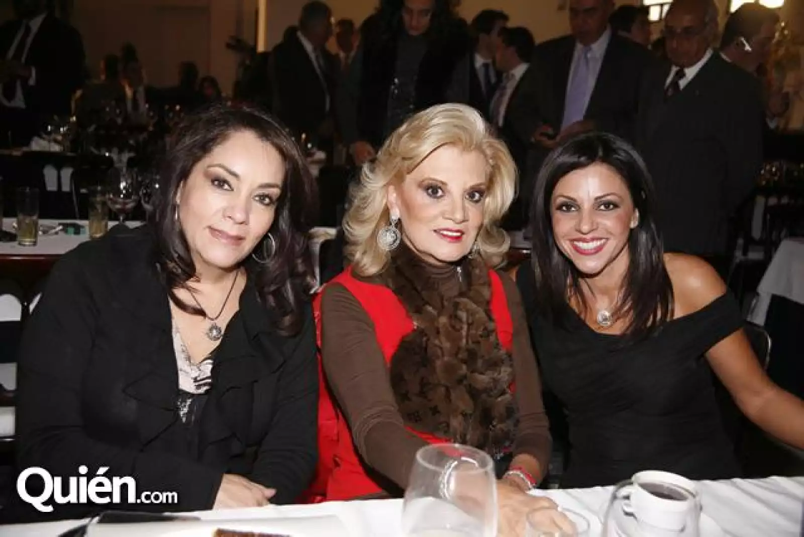 Isabel Rojo de Goñi,María de los Angeles Aldir de Vázquez,Katia Salomón