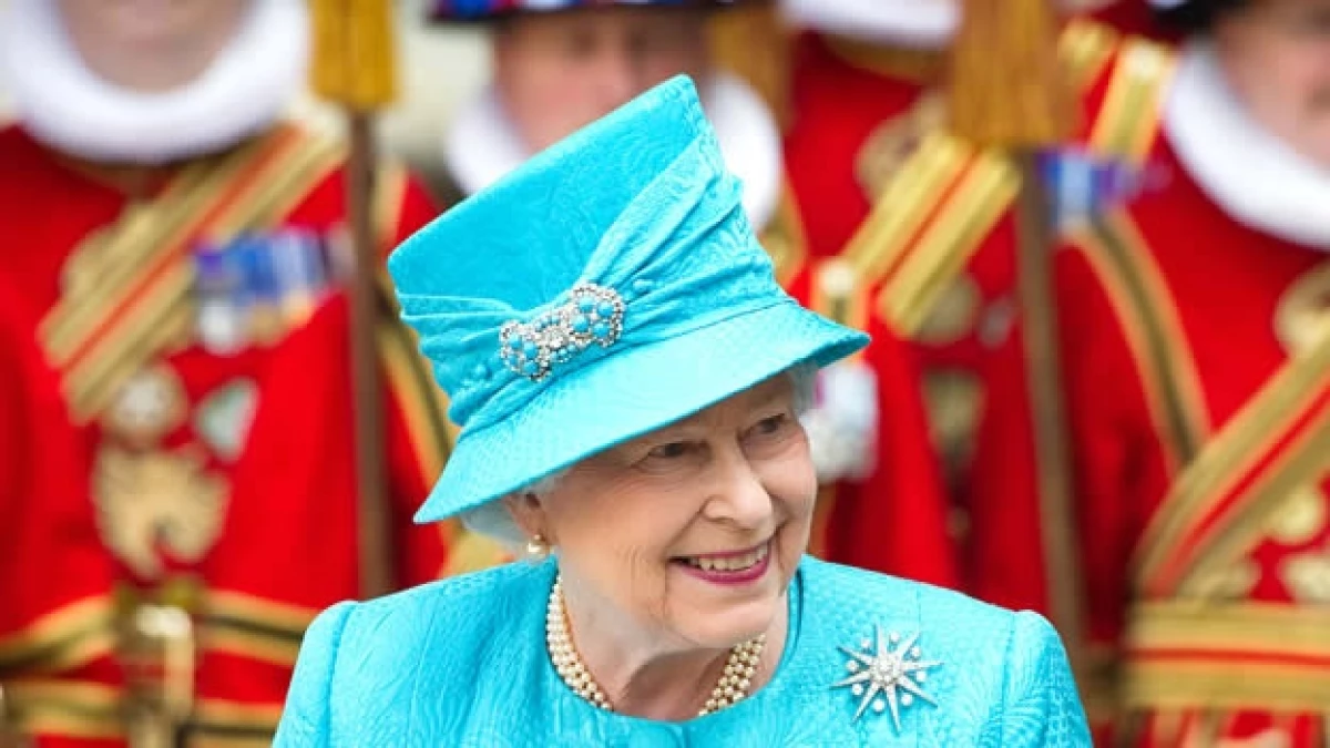 Reina Isabel II