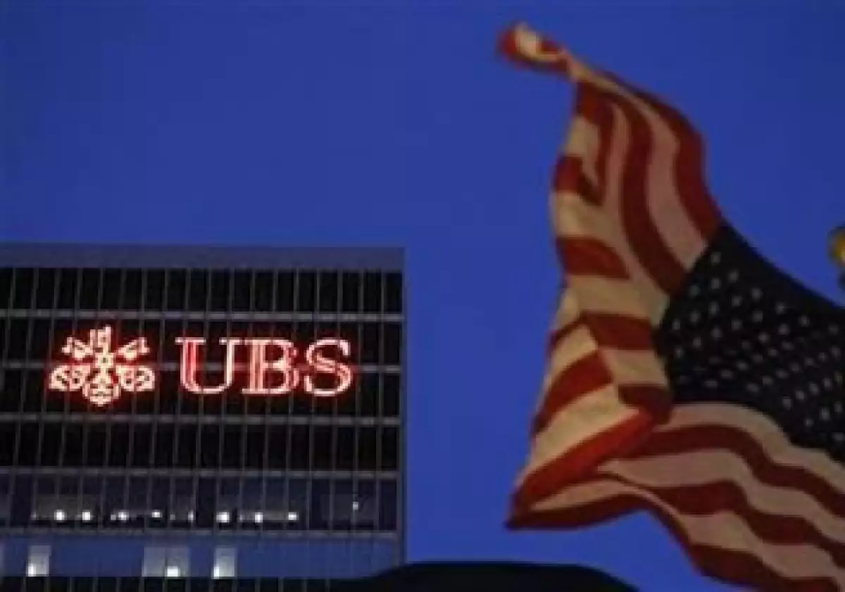 UBS fue obligado a revelar información sobre sus clientes en una investigación por evasión de impuestos de EU. (Foto: Reuters)