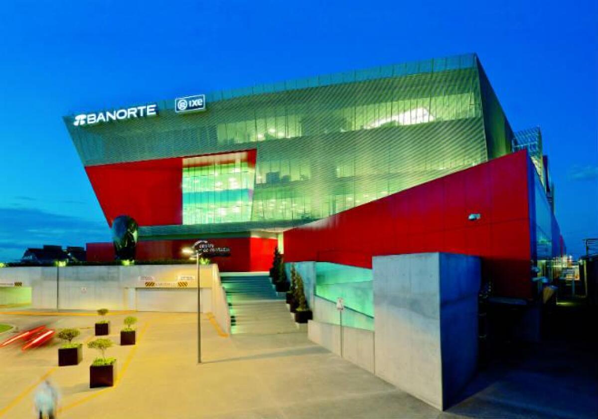 Banorte prevé reestructurarse ante proyección de inversiones en México