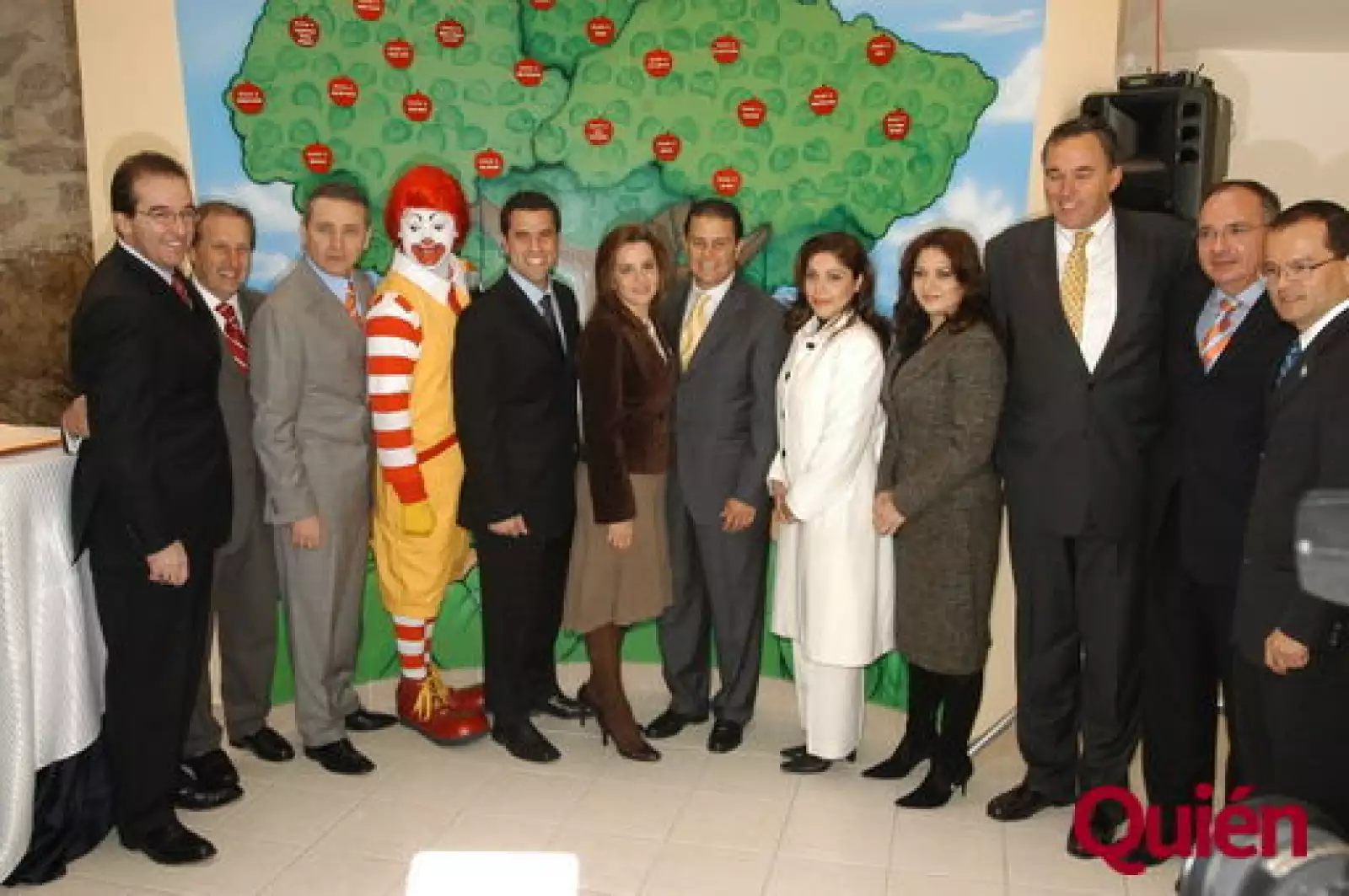 José Armario, Javier Barroso, Francisco Gonzalez, Ronal, Marco Regil, Miriam Diaz, Eduardo Diaz, Alanis Alatorre, Laura Vargas, Anatol Von Hahn, Rodolfo Vivanco