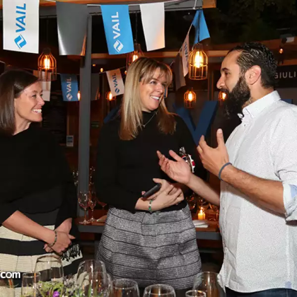 Melanie Stalzer,Jenn Viditz-Ward y Adib Zacarías