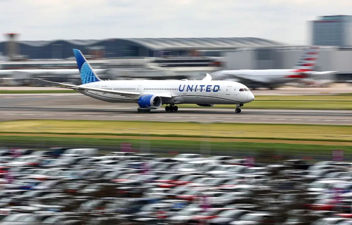 Un Boeing 787 de United Airlines despegará del aeropuerto de Heathrow el 31 de marzo de 2026 en Londres, Inglaterra. Londres Heathrow (LHR) es uno de los aeropuertos más concurridos del mundo, con alrededor de 1.300 vuelos diarios de más de 89 aerolíneas.