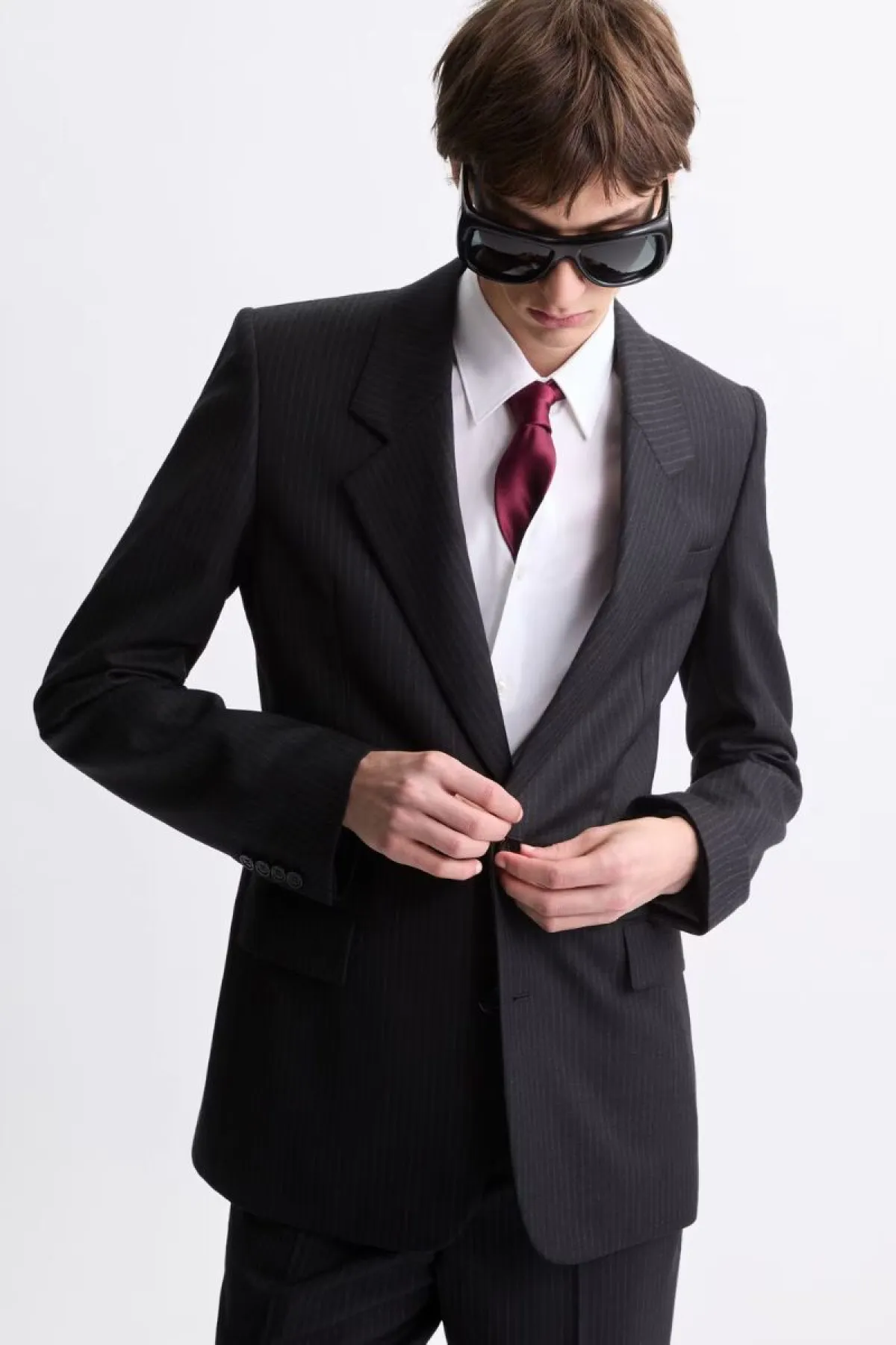 ysl corbata traje.jpg