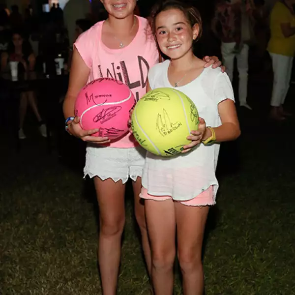 Valeria Urbiola,Regina Urbiola