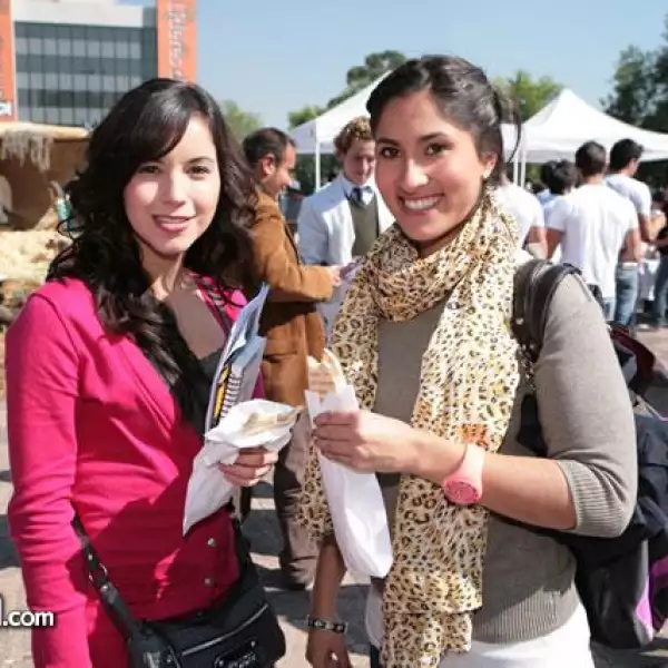 Lizette Espino,Maria Jose Reyes