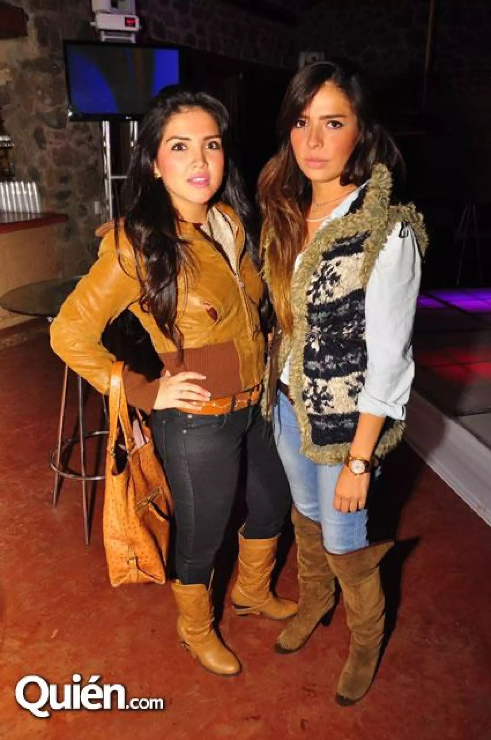 Mariana Villalobos,Lucia Orozco