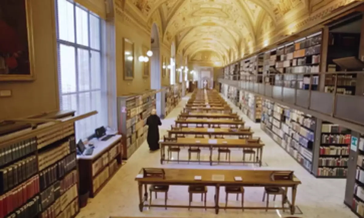 El proyecto incluye digitalizar manuscritos tan antiguos como el siglo IV. (Foto: Cortesía EMC)