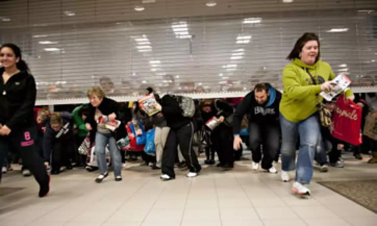 En anteriores Viernes Negros se ha visto una avalancha de usuarios buscando las mejores ofertas. (Foto: Getty Images)