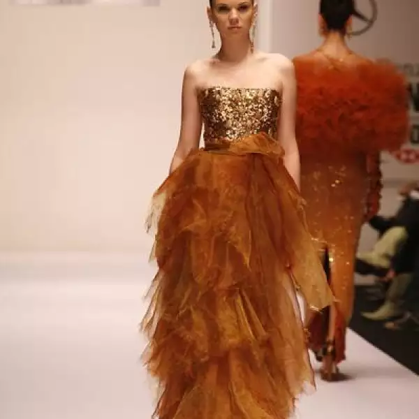 Mercedes Benz Desfile JL Abarca