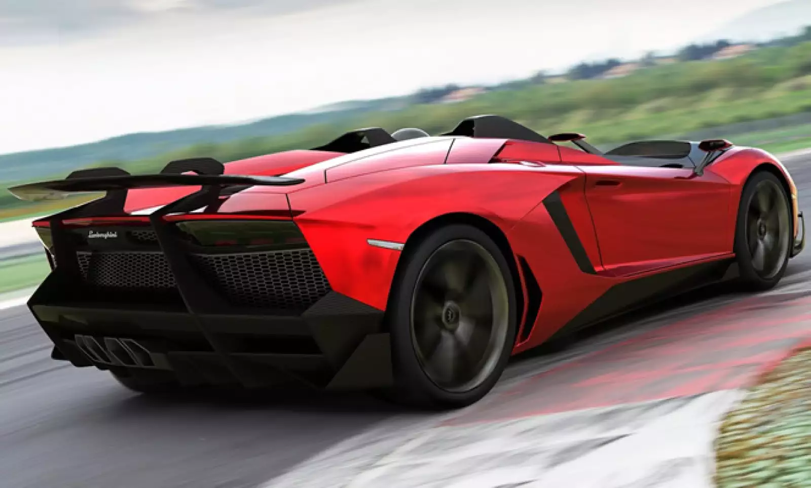 Tiene llantas de aleación de 20 pulgadas en el eje delantero y 21pulgadas para el trasero.