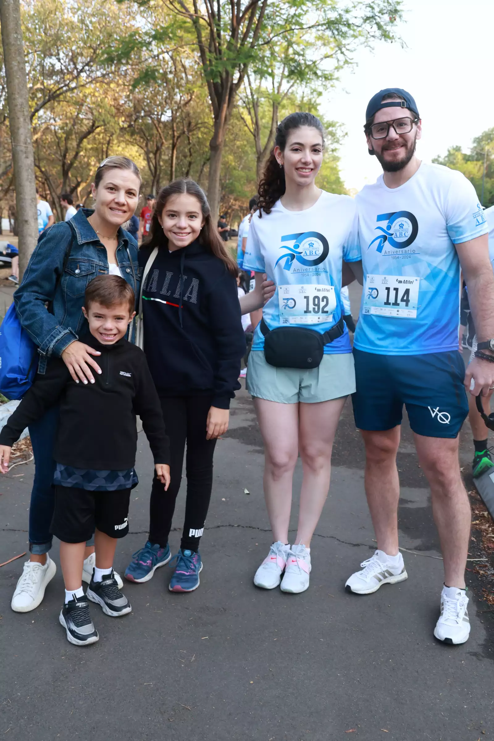 Rodri y Carolina Ayala , Maricarmen Ojeda , Jane Nemer y Zomar F