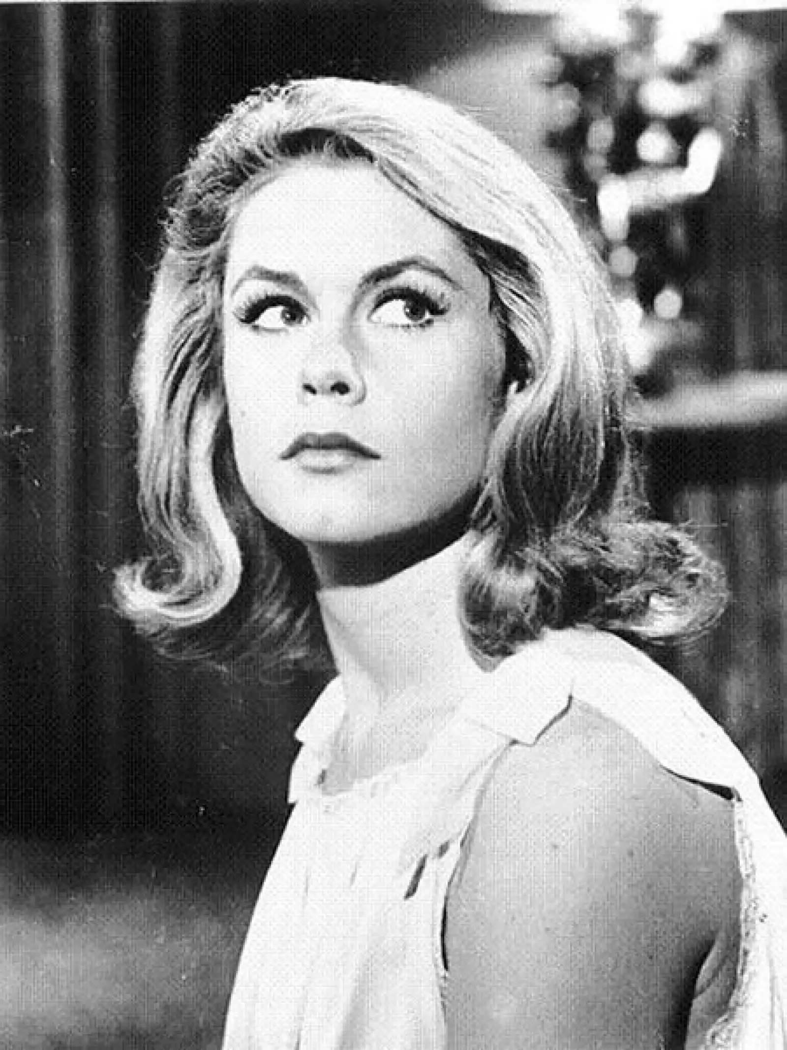 Una de las más famosas es Elizabeth Montgomery, Samantha Stevens en la famosa serie `Bewitched´.
