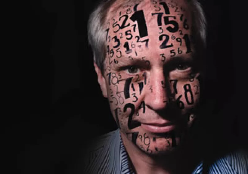 Para Stephen Baker, los números tienen la clave que permitirá establecer modelos predictivos en el futuro. Todo es cuestión de saberlos leer. (Foto: Max Olvera/Fotoarte: Luis Delfín)