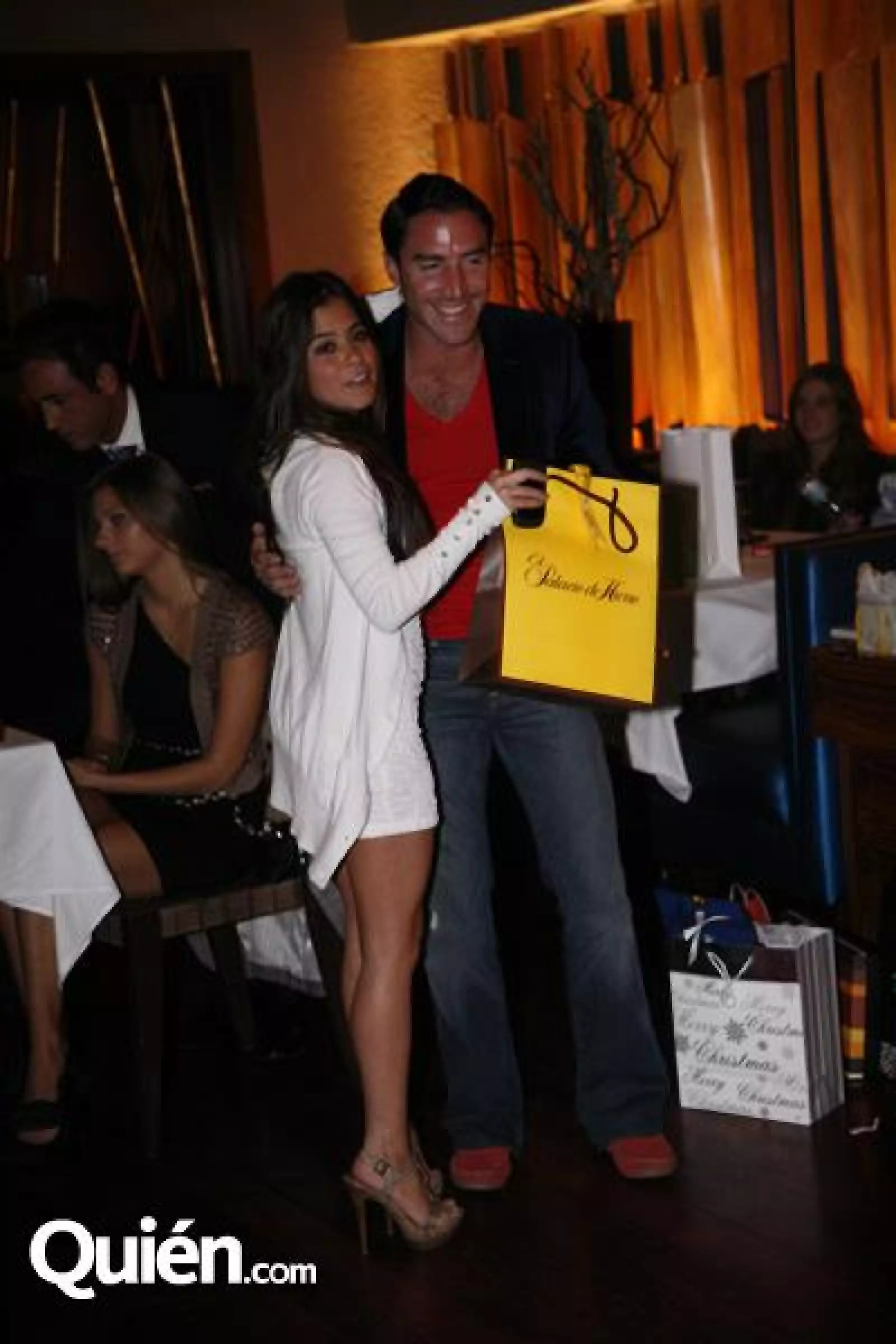 Karina Torres,Toño de la Vega