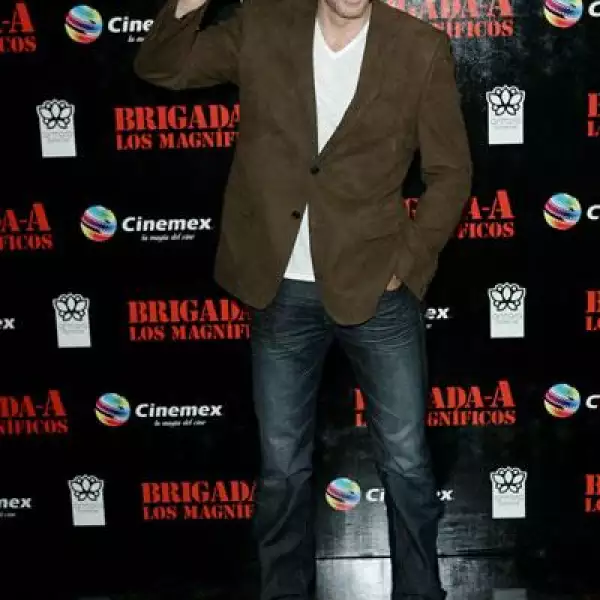 Premiere Brigada A Los Magnificos