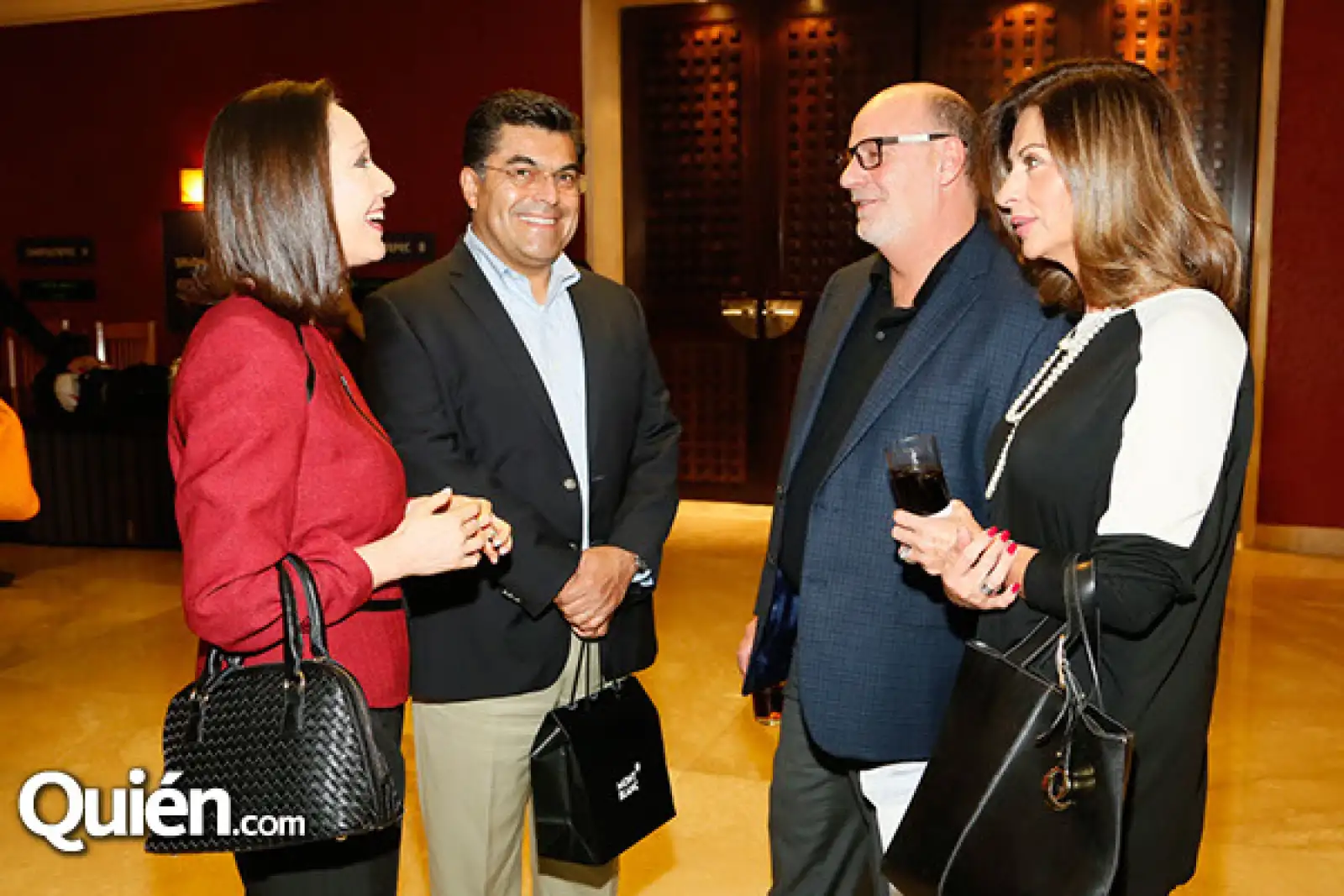 Fernanda y José García con Carlos y Susana Santos