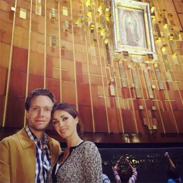 La pareja es devota de la Virgen de Guadalupe y la visitan con frencuencia en La Basílica.